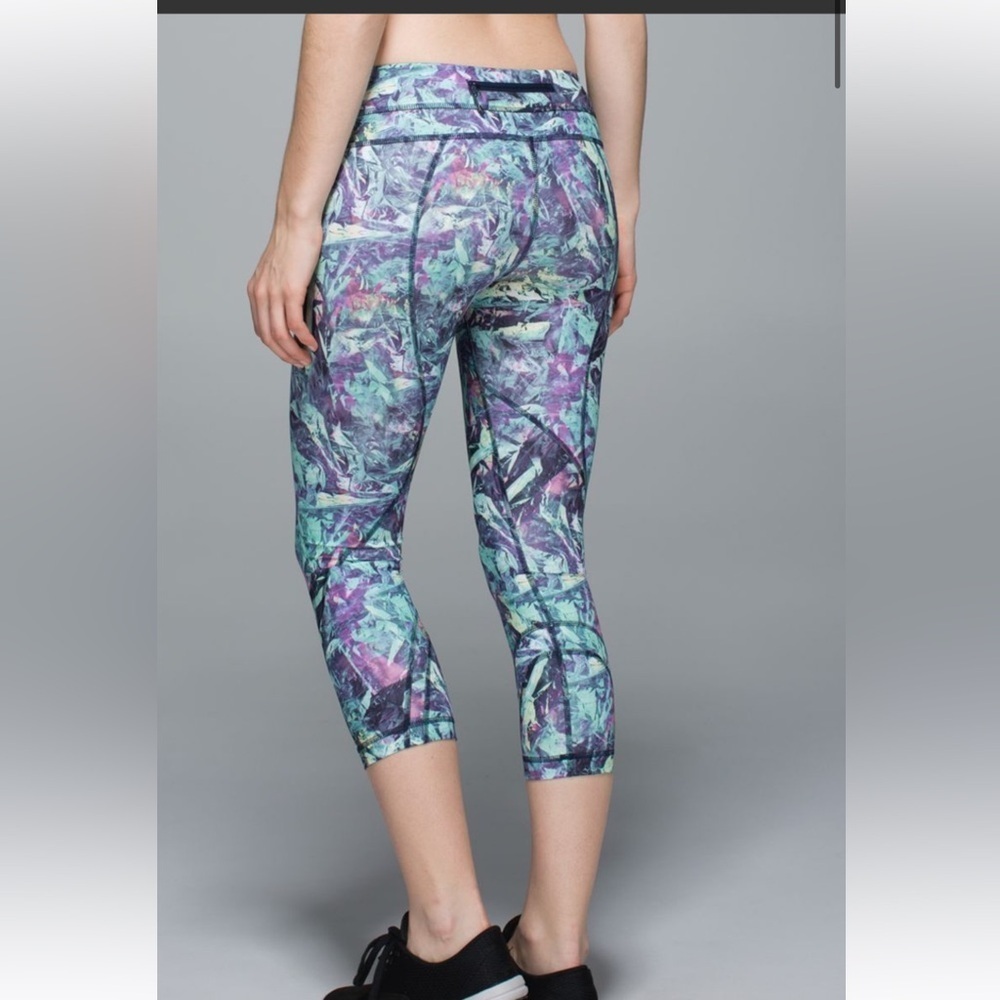 Lululemon Run Inspire Crop II Abstract Print Leggings-17"-Iridescent Multi